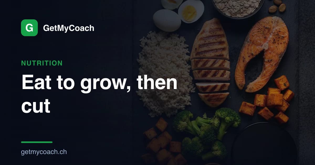 GetMyCoach cover graphic for the article on nutrition for a 12-week muscle-building plan and when to cut.