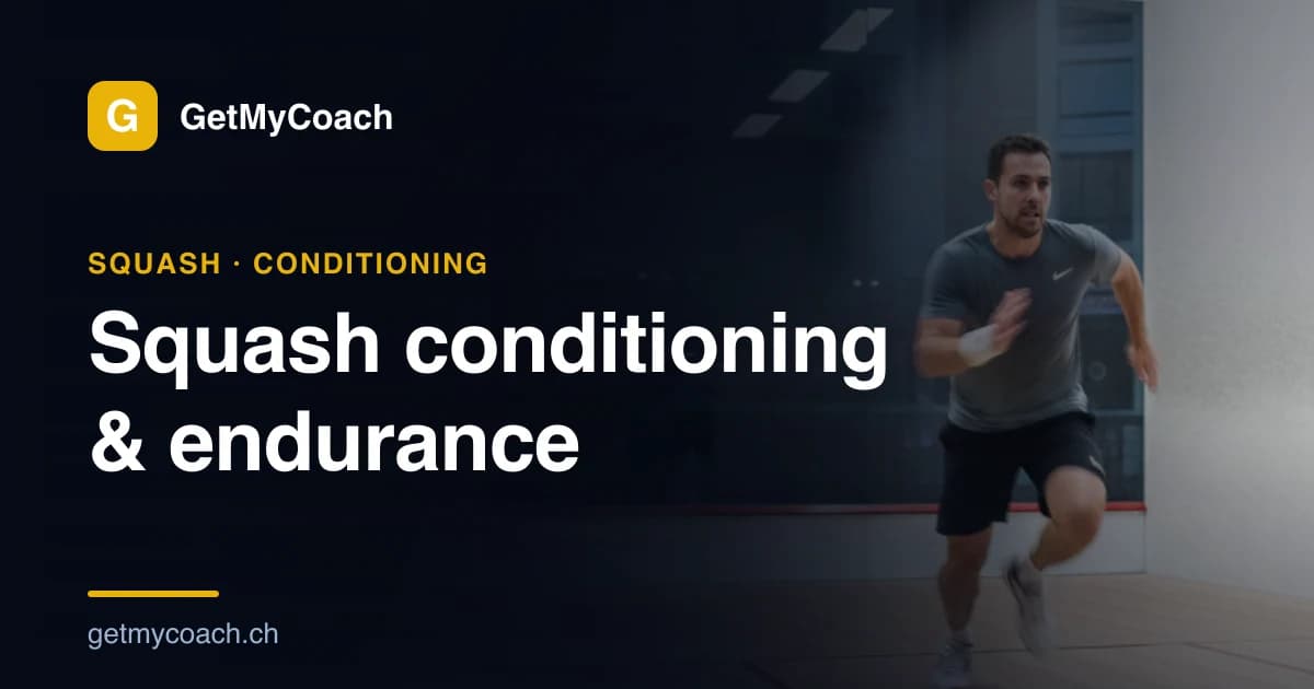 Ein Squashspieler im Sprint quer über den Court, mit Bewegungsunschärfe — Titelgrafik für den GetMyCoach-Guide zu Squash-Conditioning und Match-Ausdauer.